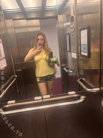 Full leaked Yourmalissa private photo