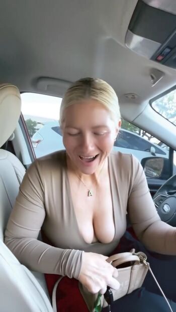 Full leaked Yourmomal private photo