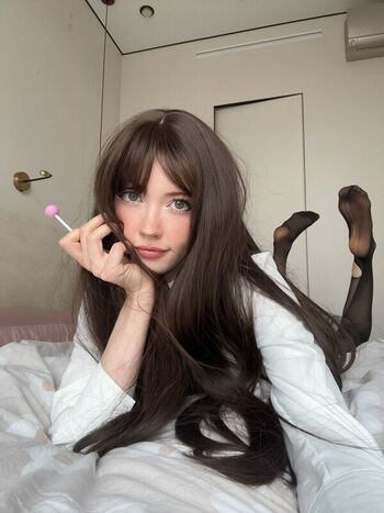 Full leaked Yoursmalldoll private photo