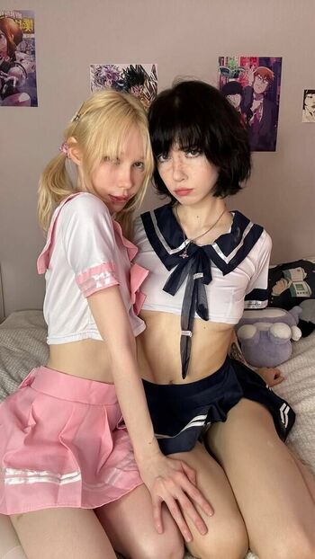 Full leaked Yoursmalldoll private photo