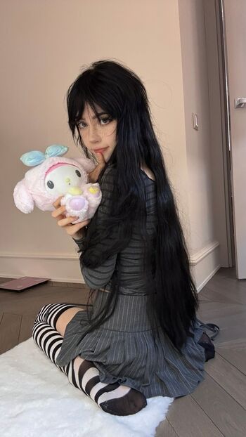 Full leaked Yoursmalldoll private photo
