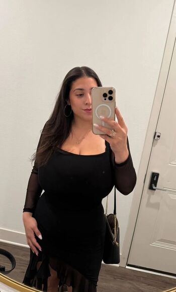 Full leaked Ysamar private photo