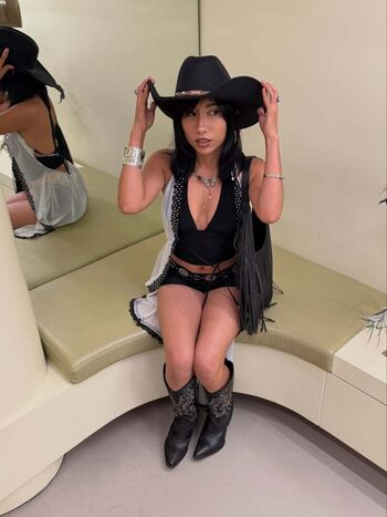 Full leaked Yuitenaa private photo