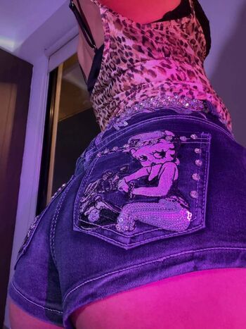 Full leaked Yuitenaa private photo