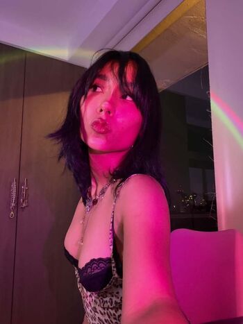 Full leaked Yuitenaa private photo