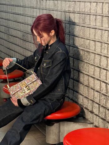 Full leaked Yuqi page private photo
