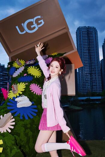 Full leaked Yuqi page private photo