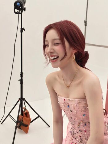 Full leaked Yuqi private photo