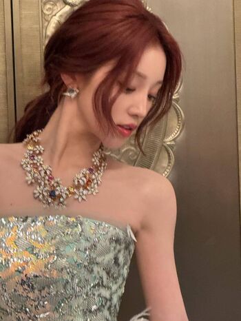 Full leaked Yuqi private photo