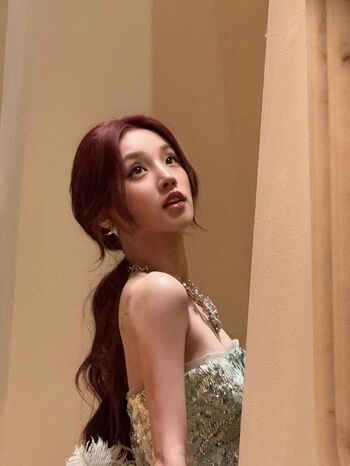 Full leaked Yuqi private photo