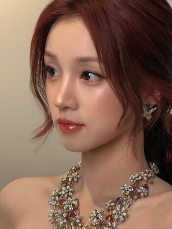 Full leaked Yuqi private photo