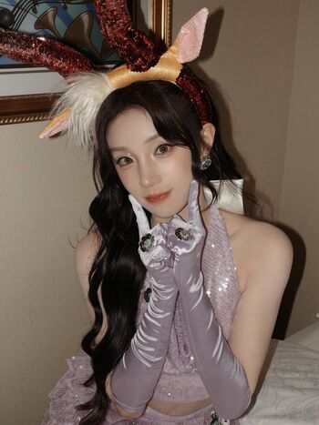 Full leaked Yuqi private photo