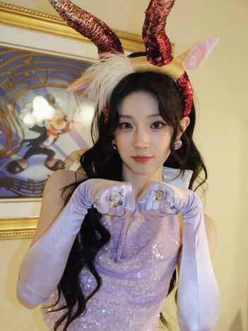 Full leaked Yuqi private photo