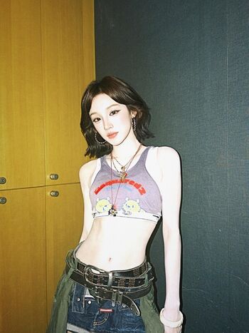 Full leaked Yuqi page private photo