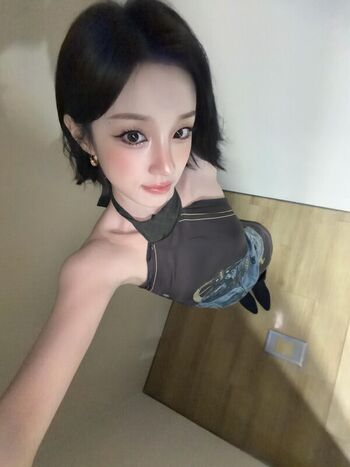 Full leaked Nikki fan/ private photo