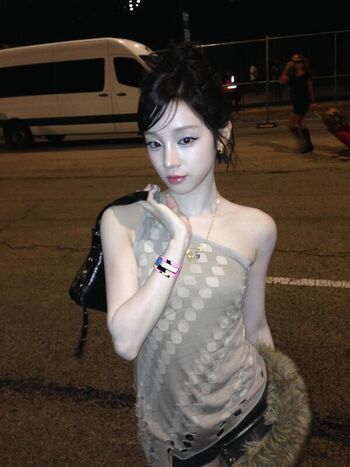 Full leaked Yuqi private photo