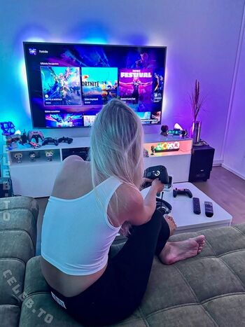 Full leaked Yve gaming private photo