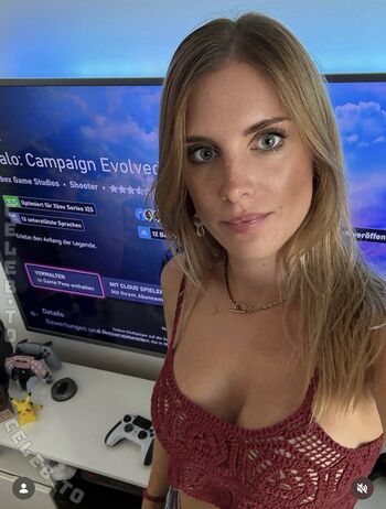 Full leaked Yve gaming private photo
