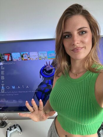 Full leaked Yve gaming private photo