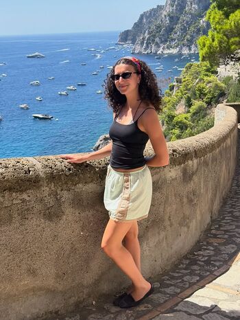 Full leaked Yvettesegan private photo