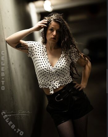 Full leaked Yvonnesalterego private photo