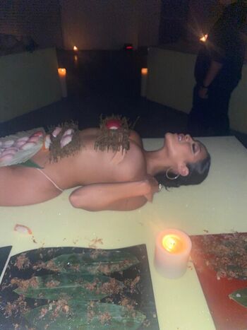 Full leaked Yzabeya page private photo