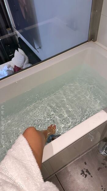 Full leaked Zlan private photo