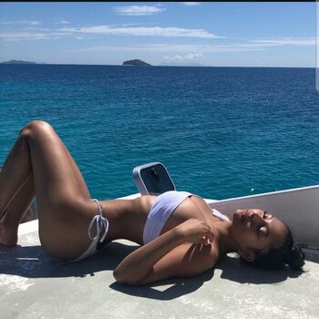 Full leaked Zaina sarah private photo
