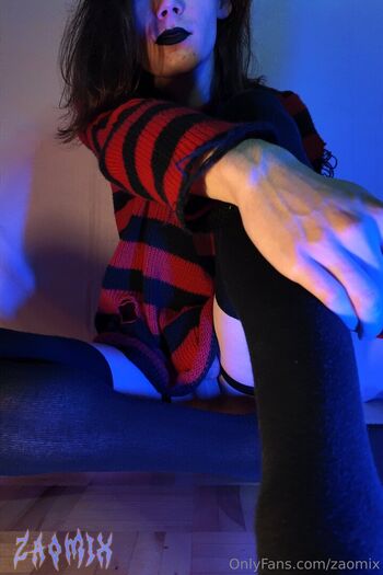 Full leaked Zaomix private photo