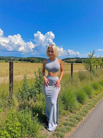 Full leaked Zara davis private photo