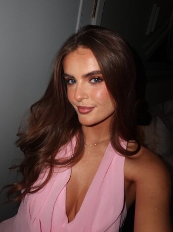 Full leaked Zara deasy private photo