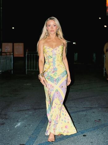 Full leaked Zara larsson  page private photo
