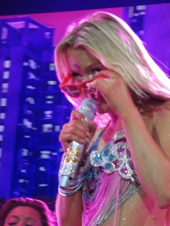 Full leaked Zara larsson page private photo