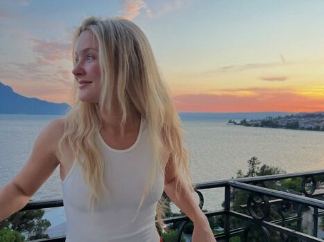 Full leaked Zara larsson page private photo