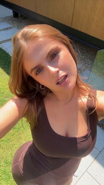 Full leaked Zaradeasyy private photo