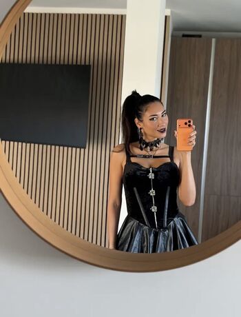 Full leaked Zaraondemand private photo