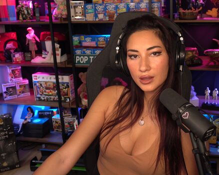 Full leaked Zaraondemand page private photo