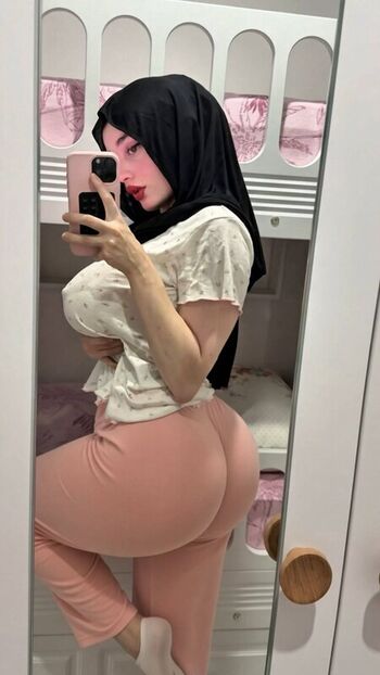Full leaked Zelal private photo