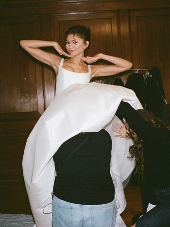 Full leaked Zendaya page private photo