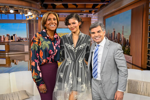 Full leaked Zendaya page private photo