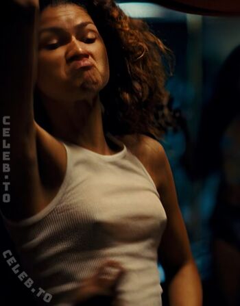 Full leaked Zendaya private photo