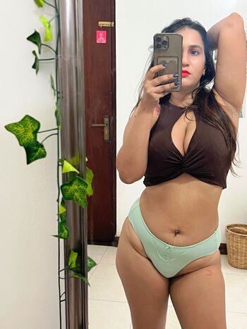 Full leaked Zewwandi private photo