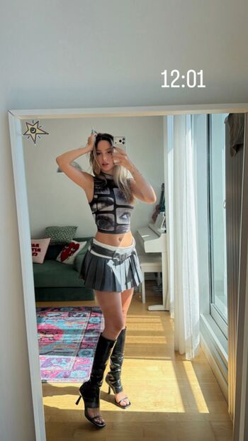 Full leaked Zeybik private photo
