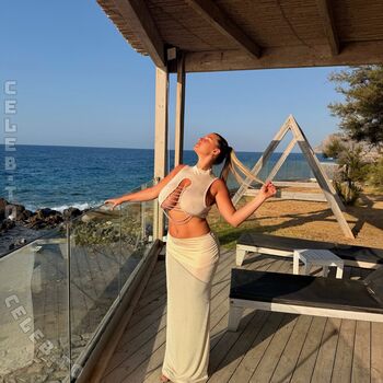 Full leaked Zeynep private photo