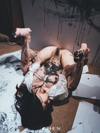 Full leaked Zhuitumoon page private photo