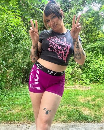 Full leaked Ziggy haim private photo