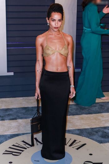 Full leaked Zo kravitz private photo