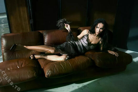 Full leaked Zo kravitz private photo
