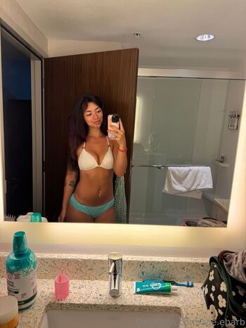 Full leaked Zoe ebarb private photo