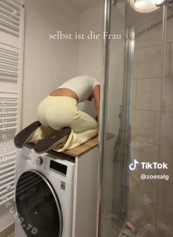 Full leaked Zoesalg private photo